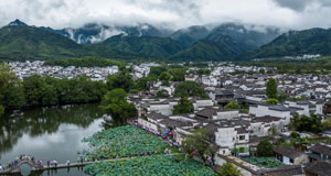 水墨徽州“画”烟雨