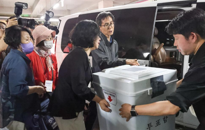 韩国第21届总统选举计票开始